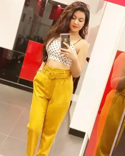 Gumia Escort